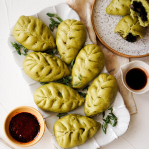 SMALL STEAMED BUN VEGETABLE FLAVOUR 140GR - Image 1