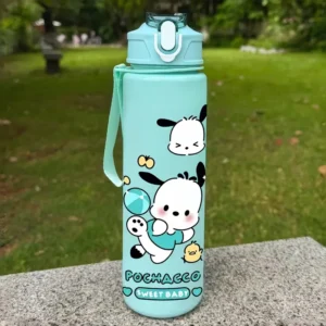 SANRIO POCHACCO WATER BOTTLE 800ML