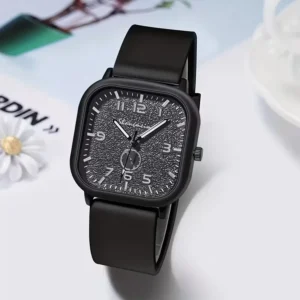 STYLISH QUARTZ WATCH